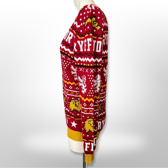 Harry Potter Gryffindor Christmas theme sweater L - Picture 5 of 7